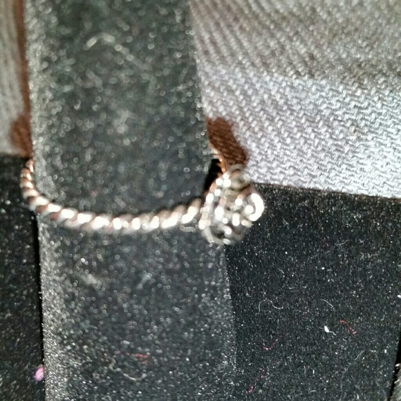 Sterling Silver .925 Rose Rope style Ring - Picture 3 of 6